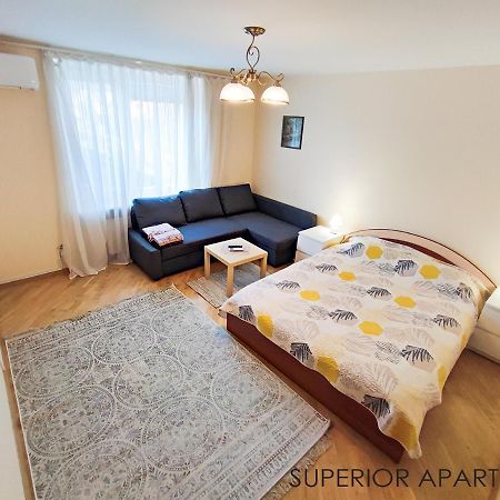 קלייפדה Ziuzi Apartments מראה חיצוני תמונה