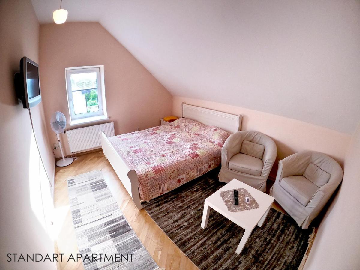 קלייפדה Ziuzi Apartments מראה חיצוני תמונה